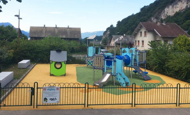 Aire de jeux, Isère, Jeux SK8 & Match