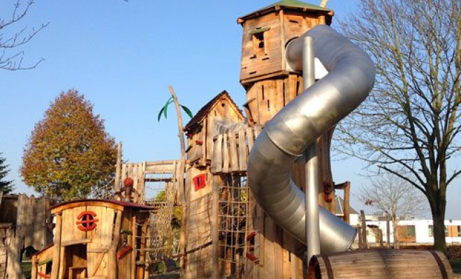 Aire de jeux, Isère, Jeux SK8 & Match